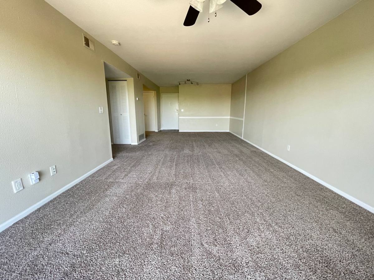 Apartment for rent at 7620 Shawnee Mission Parkway, Mission, KS 66202