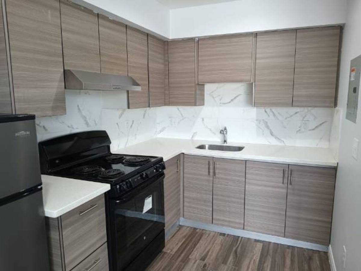 Apartment for rent at 2409 Sunrise Ave, Las Vegas, NV 89101