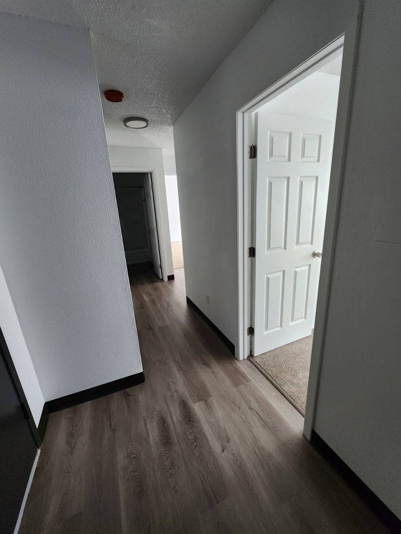 Apartment for rent at 12201 Ambaum Blvd SW, Seattle, WA 98146