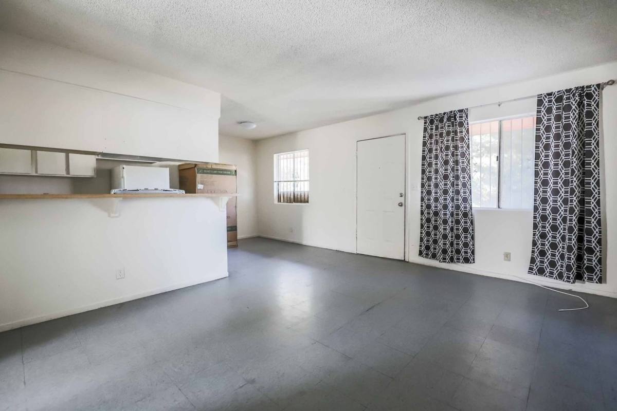 Apartment for rent at 1400 & 1404 E Mesquite Ave, Las Vegas, NV 89101