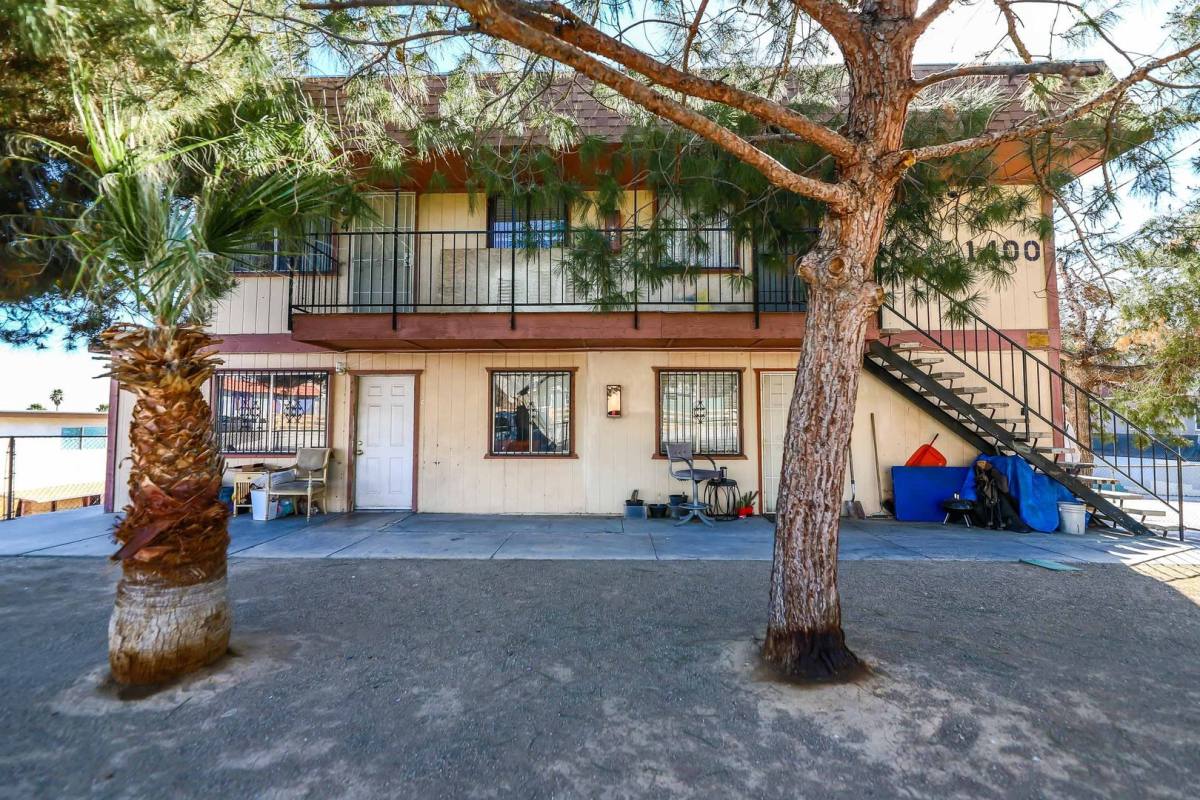 Apartment for rent at 1400 & 1404 E Mesquite Ave, Las Vegas, NV 89101