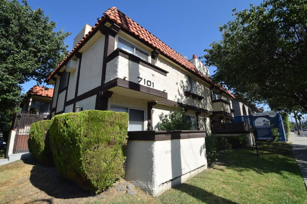 Apartment for rent at 7101 Haskell Ave, Van Nuys, CA 91406