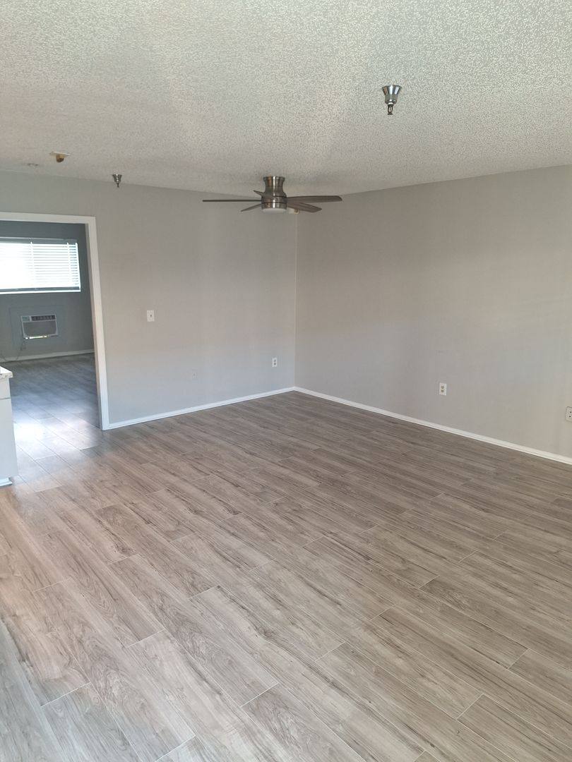 Apartment for rent at 7525 83rd St N, Seminole, FL 33777