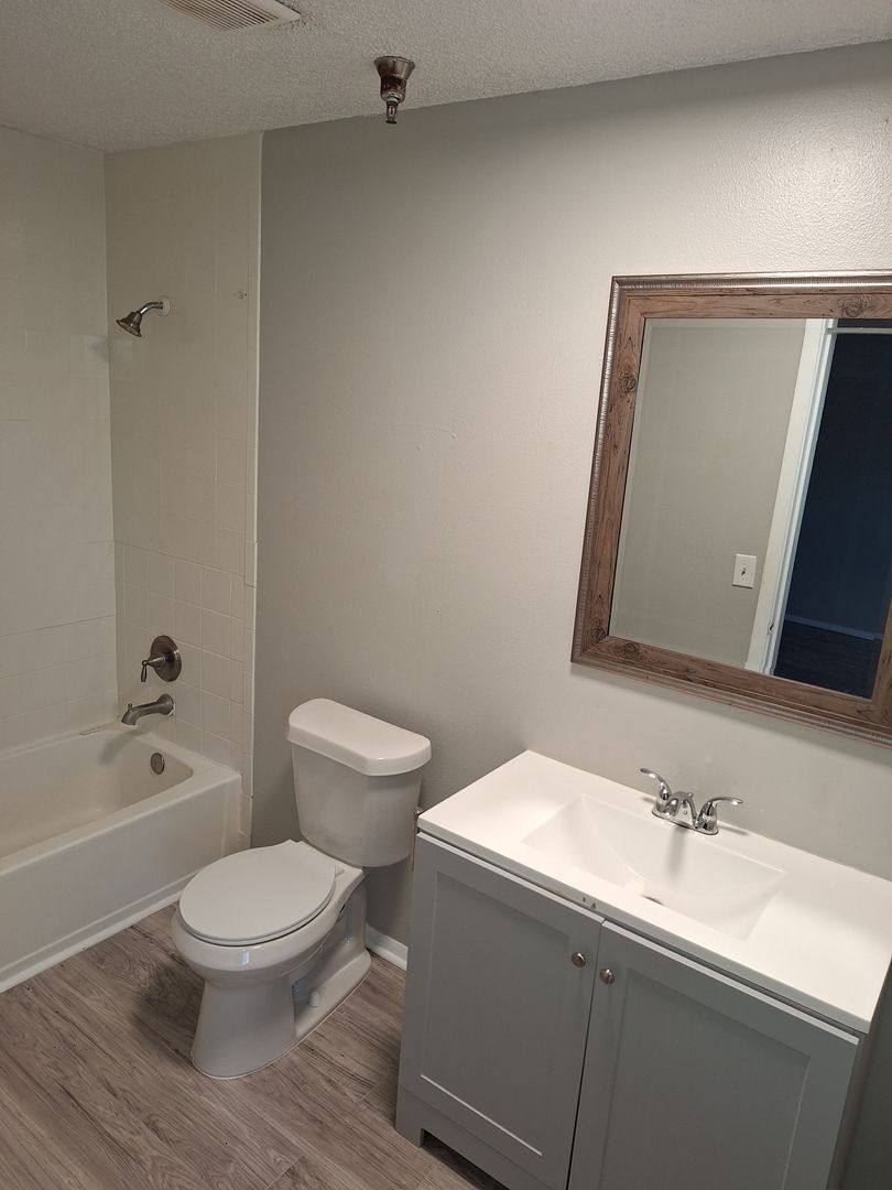 Apartment for rent at 7525 83rd St N, Seminole, FL 33777