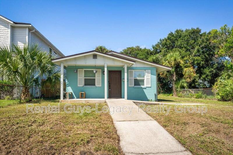 House for rent at 216 9th St S, Jacksonville Beach, FL 32250