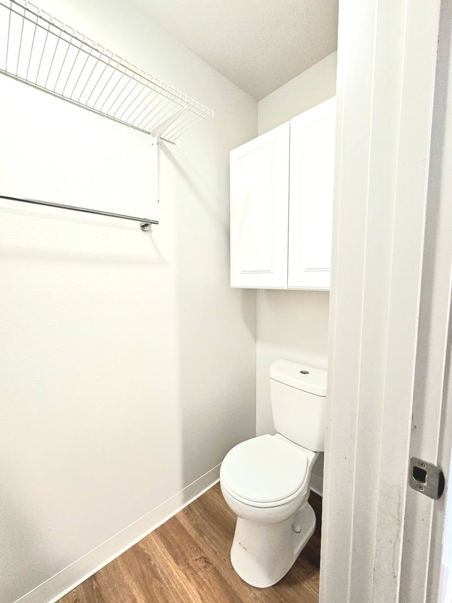 Apartment for rent at 8727 Phinney Ave N, Seattle, WA 98103