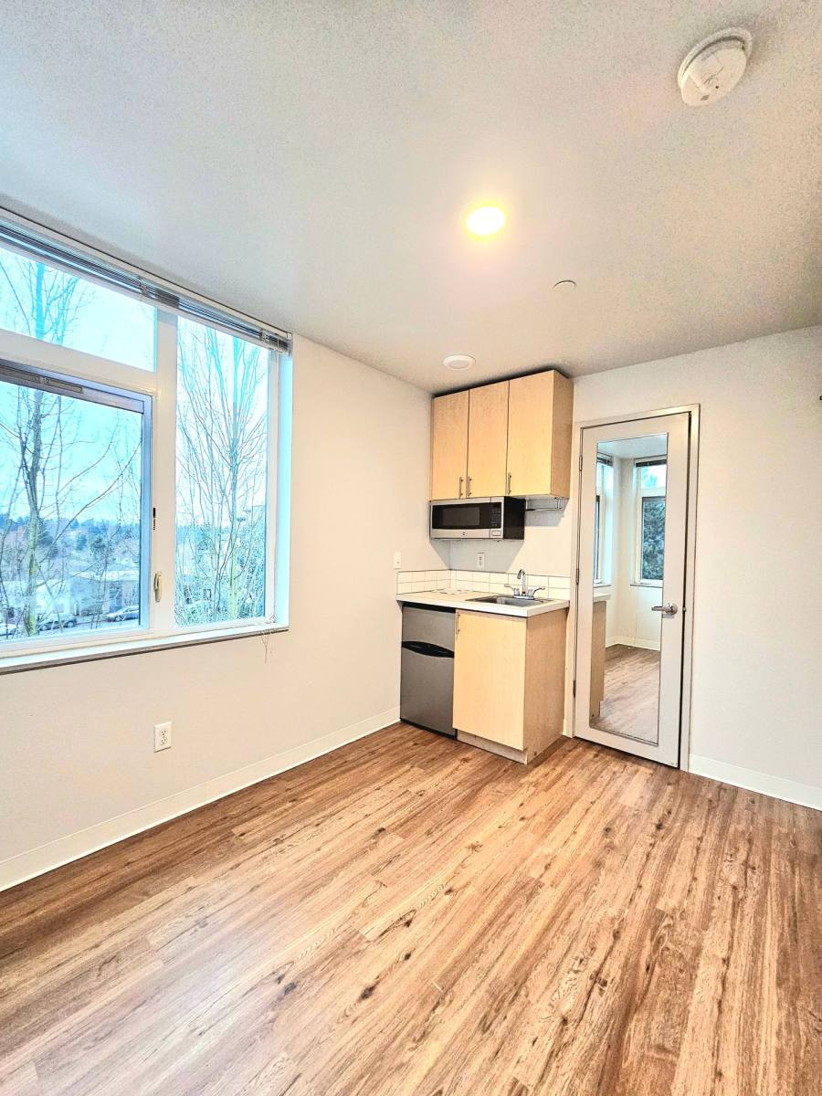 Apartment for rent at 8727 Phinney Ave N, Seattle, WA 98103