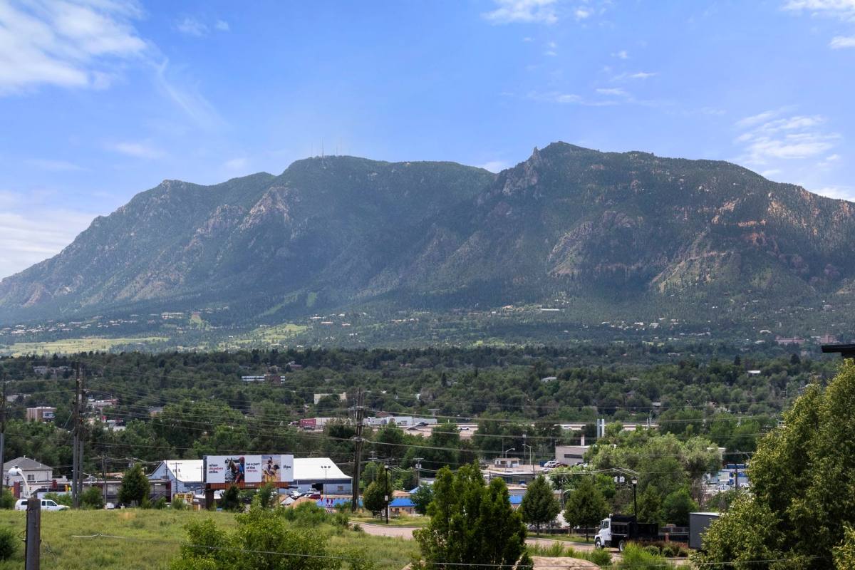 Apartment for rent at 810 S Weber St, Colorado Springs, CO 80903
