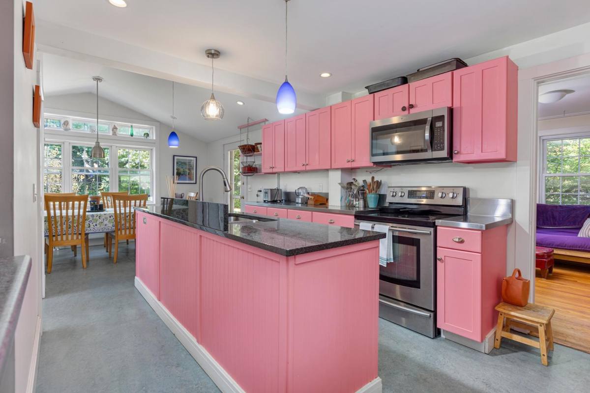 House for rent at 100 Summit St, Portland, ME 04103