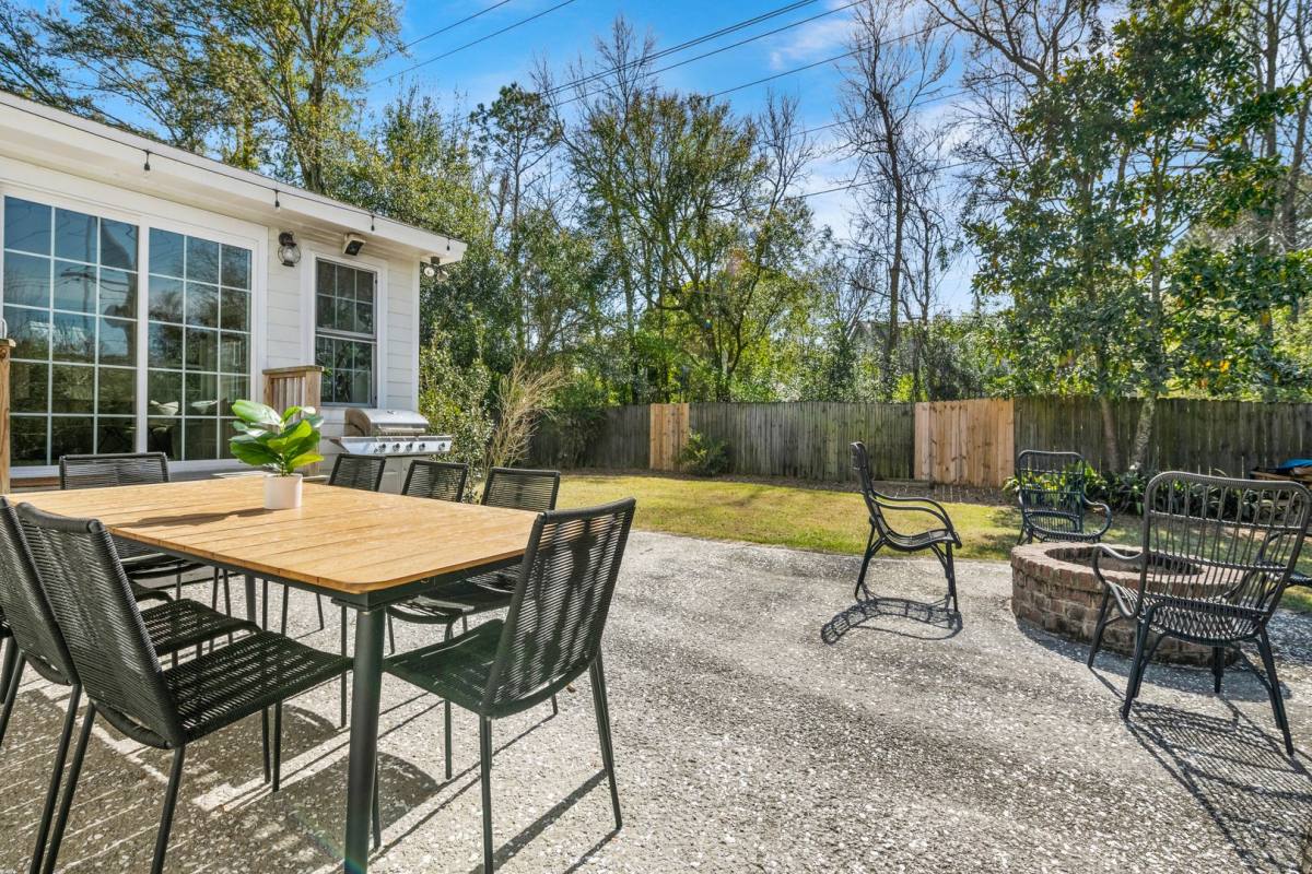 House for rent at 1121 Island View Dr, Mount Pleasant, SC 29464