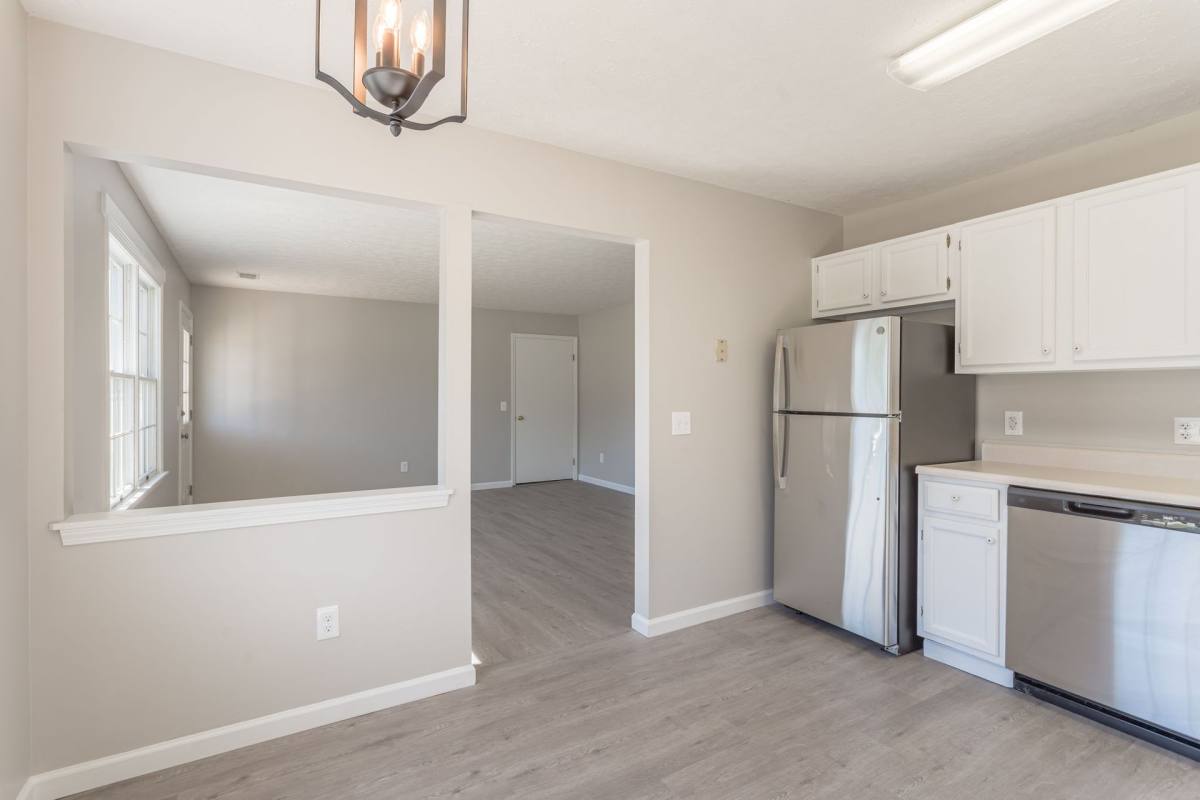 Apartment for rent at 6137 Patriot Dr, Ontario, NY 14519
