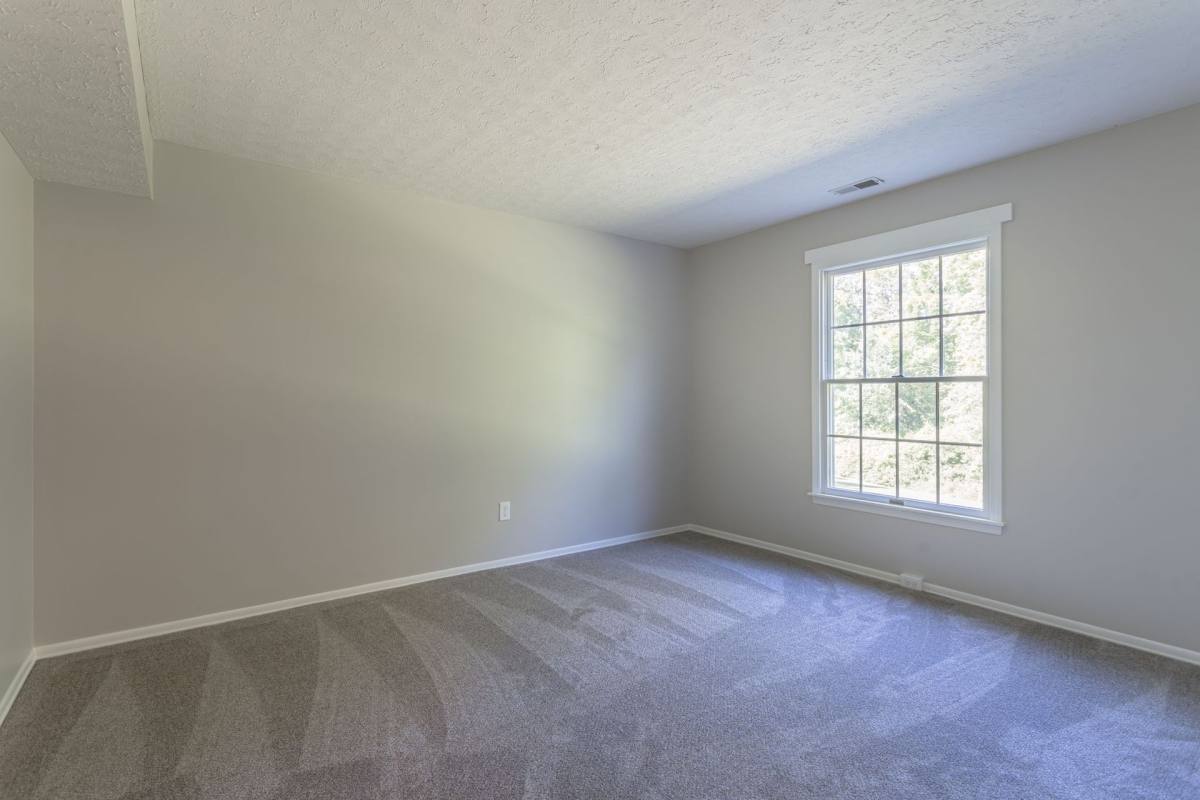 Apartment for rent at 6137 Patriot Dr, Ontario, NY 14519