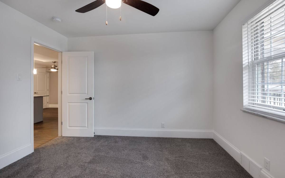 Apartment for rent at 631 Broadmoor Dr, Chesterfield, MO 63017