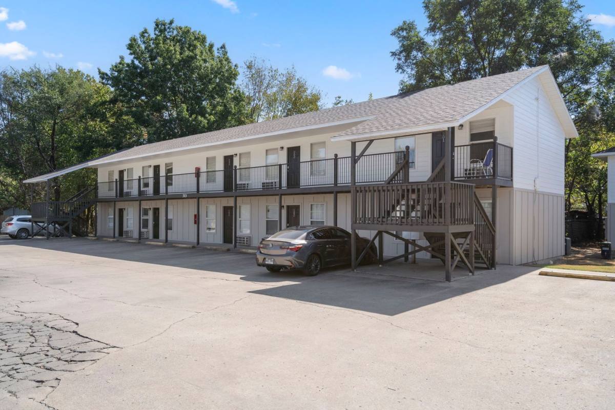 Apartment for rent at 305 Berry St, Springdale, AR 72764