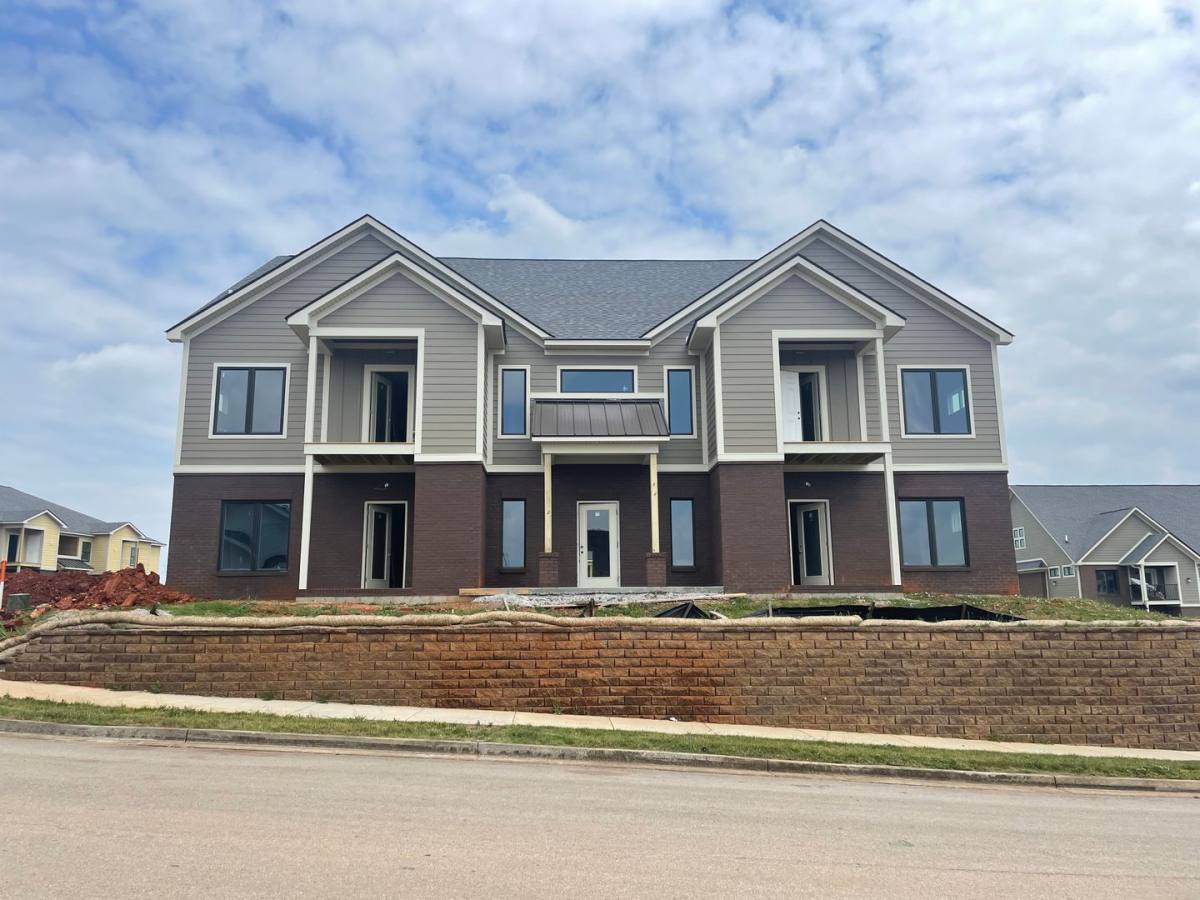 Apartment for rent at 171 Hunt Village Lane, Bowling Green, KY 42103