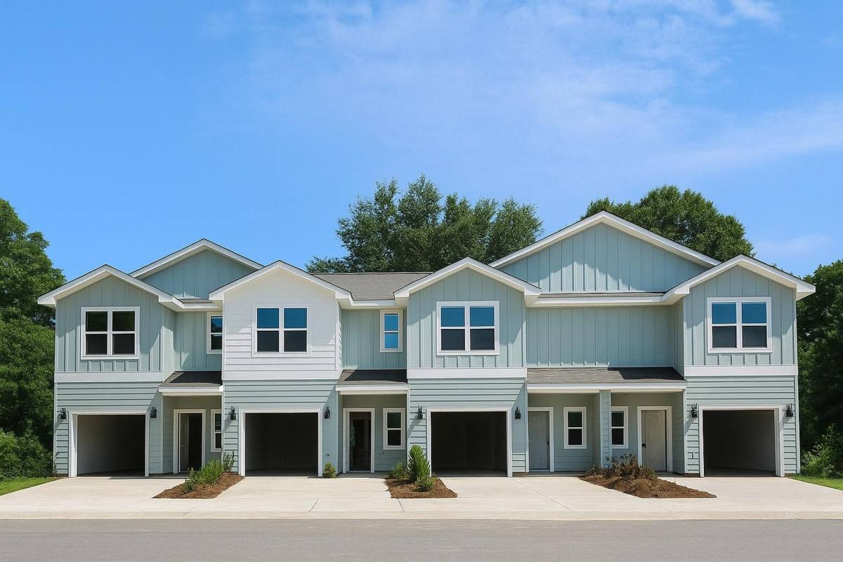 Townhouse for rent at 2611 Heidi Lane, Biloxi, MS 39531