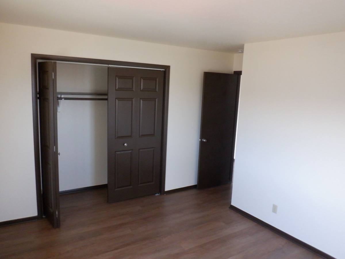Apartment for rent at 275 Broadway Dr, Sun Prairie, WI 53590