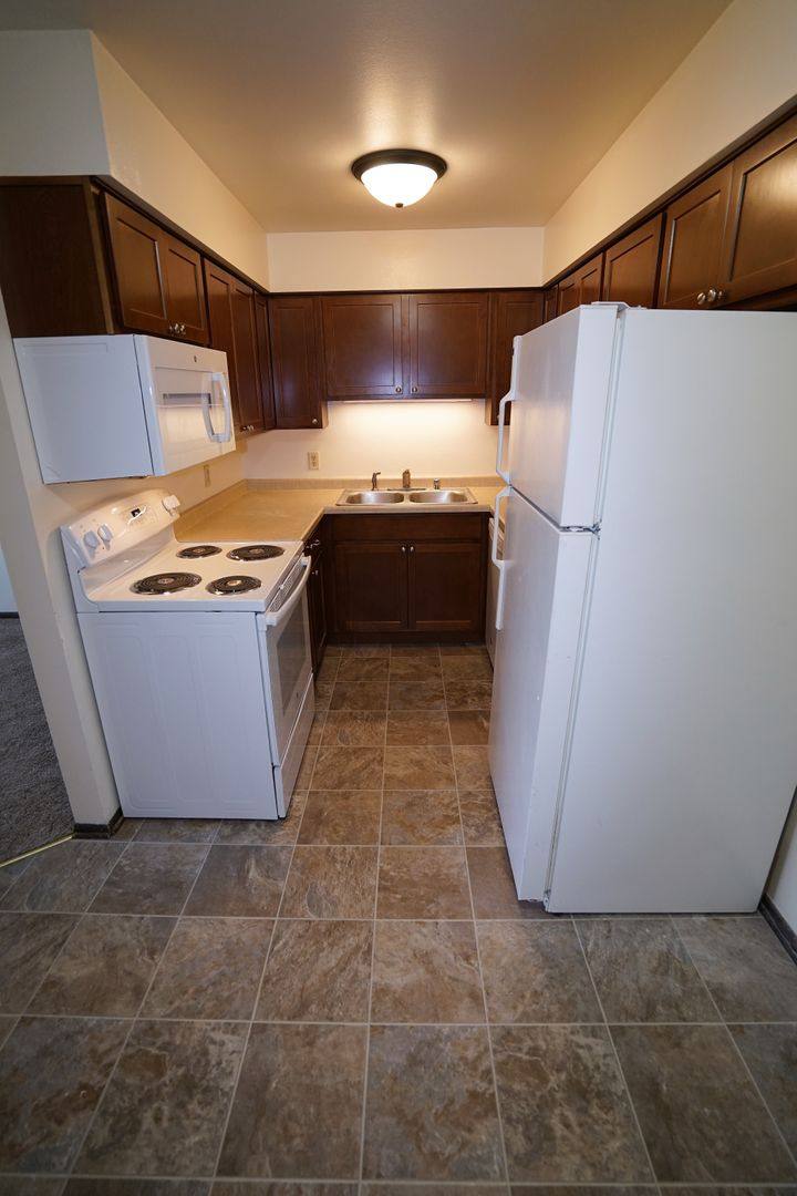 Apartment for rent at 275 Broadway Dr, Sun Prairie, WI 53590