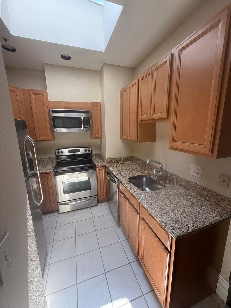 Condo for rent at 1042 Spruce, Boulder, CO 80302