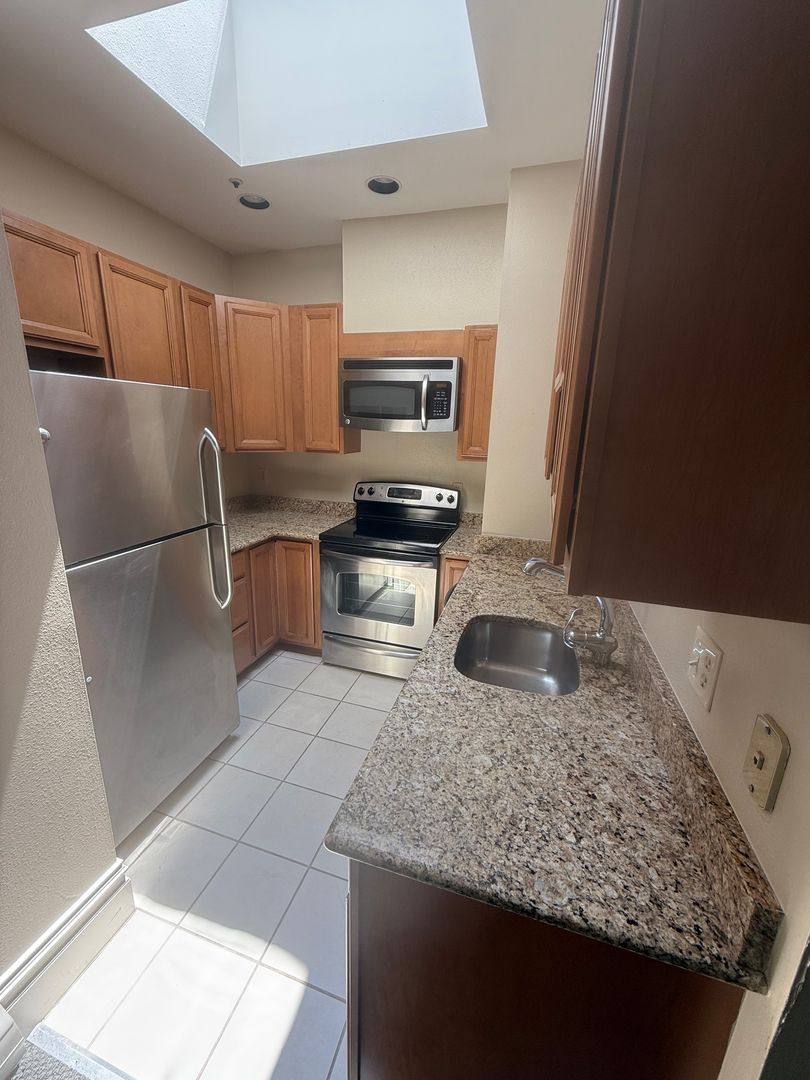 Condo for rent at 1042 Spruce, Boulder, CO 80302