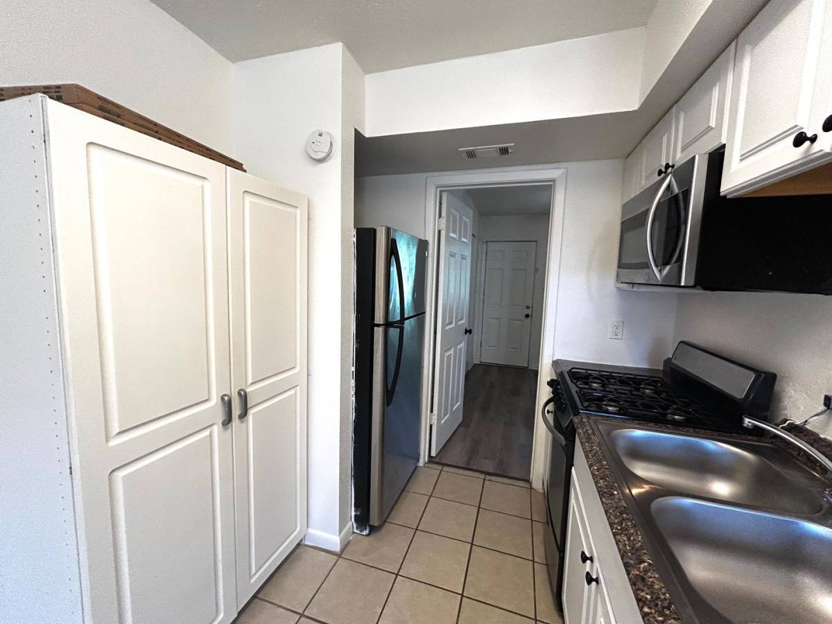 Apartment for rent at 1010 W 23rd St #10, Austin, TX 78705