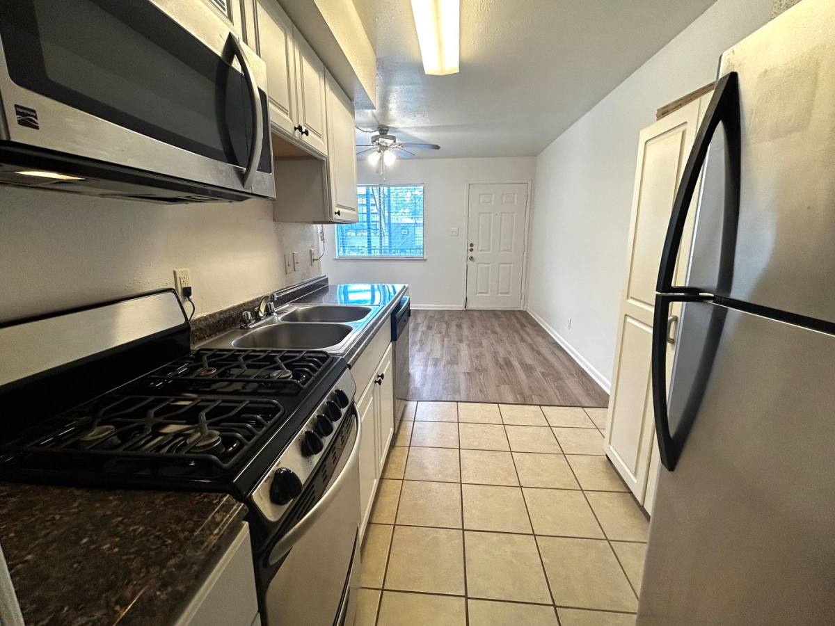Apartment for rent at 1010 W 23rd St #10, Austin, TX 78705