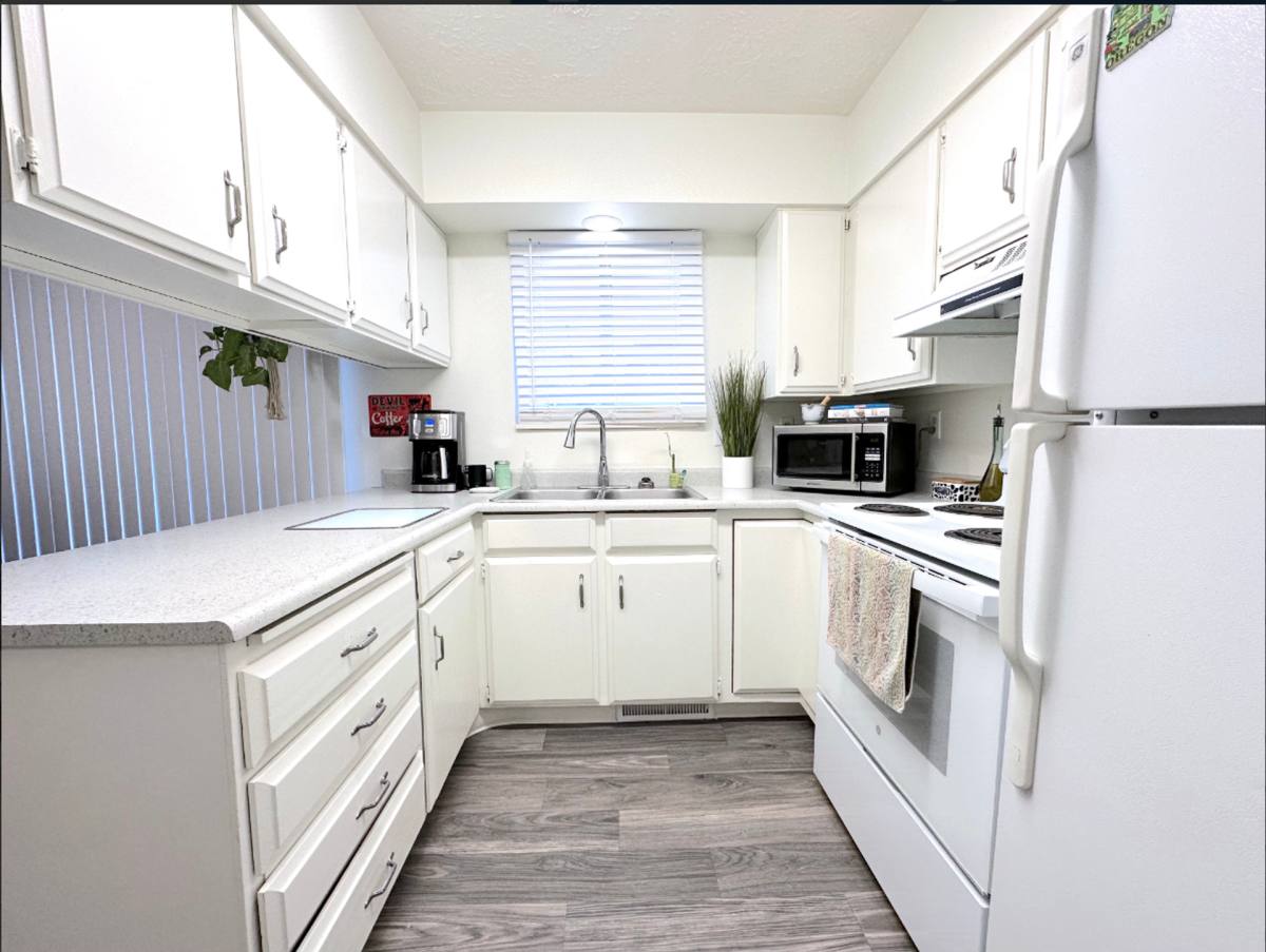 Apartment for rent at 29-47 W 100 S, North Salt Lake, UT 84054