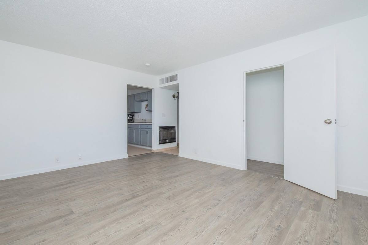 Apartment for rent at 3570 Geist Ave, Las Vegas, NV 89115