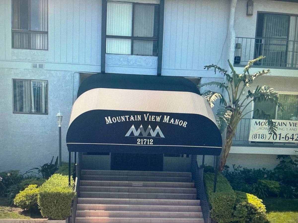 Apartment for rent at 21700 - 21734 Septo St, Chatsworth, CA 91311