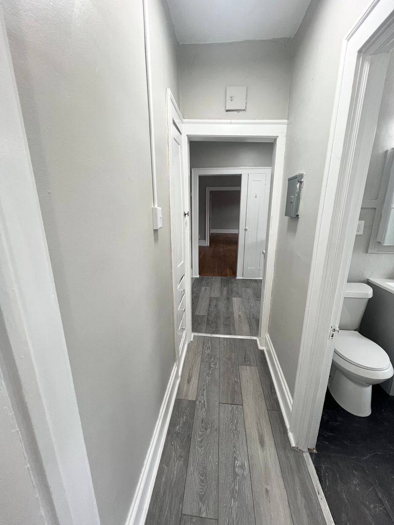 Apartment for rent at 2704 Mayfield Rd, Cleveland, OH 44106