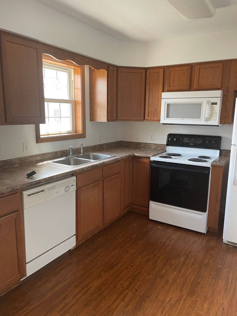 Apartment for rent at 79 Ash St, California, PA 15419