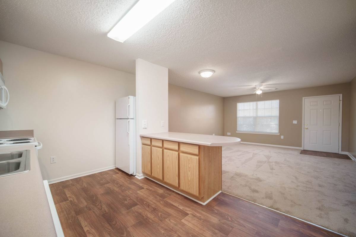 Townhouse for rent at 706 Midway St NW, Hartselle, AL 35640