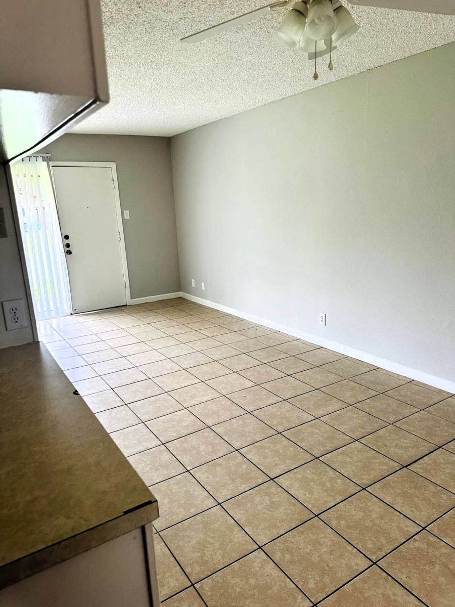 Apartment for rent at 600 Lakeside Blvd, Brownsville, TX 78520
