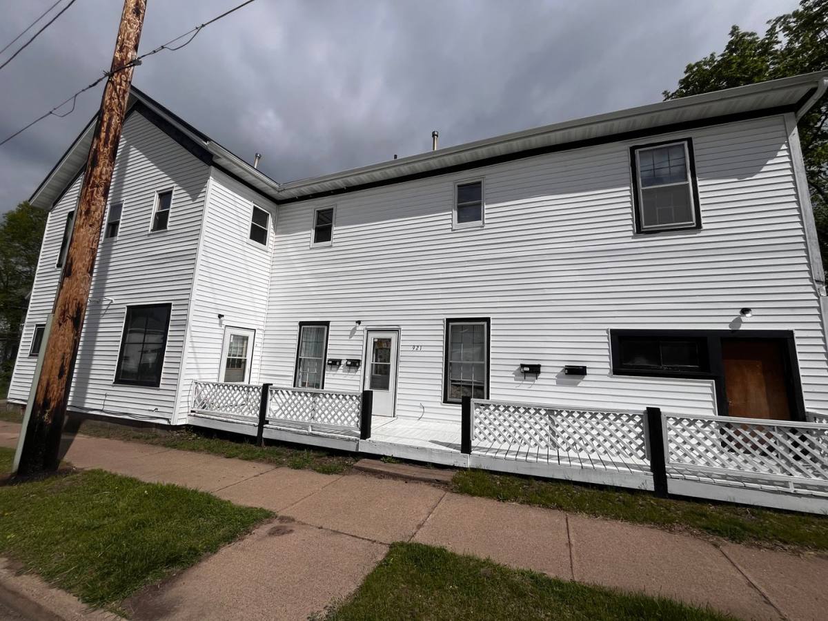 Apartment for rent at 921 Main St E, Menomonie, WI 54751