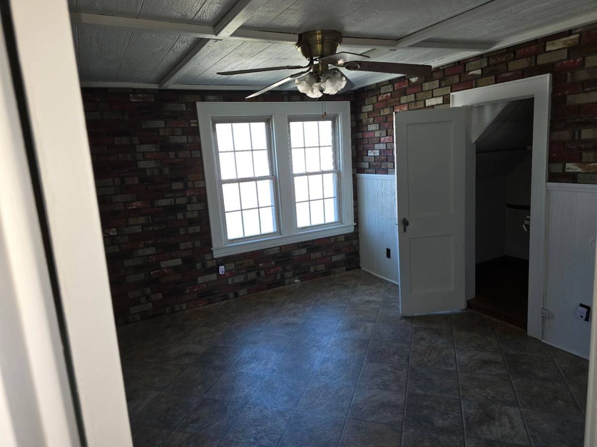 House for rent at 2118 Liberty St, Parkersburg, WV 26101