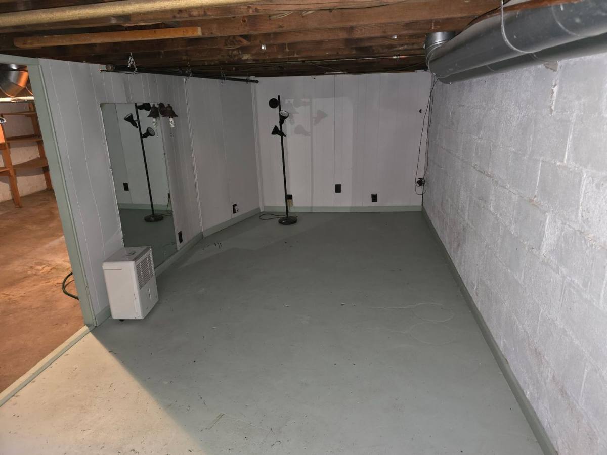 House for rent at 2118 Liberty St, Parkersburg, WV 26101
