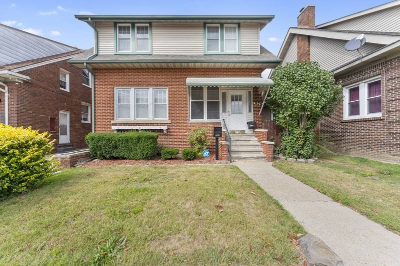 Apartment for rent at 152 Ford Ave, Wyandotte, MI 48192