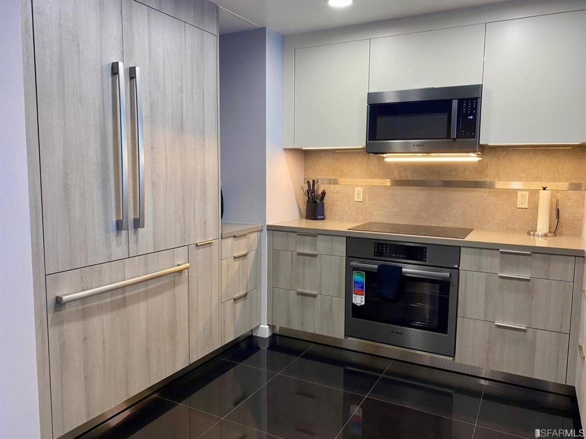 Apartment for rent at 260 King St #1303, San Francisco, CA 94107