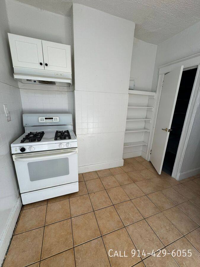 Apartment for rent at 34 Van Cortlandt Park Ave, Yonkers, NY 10701