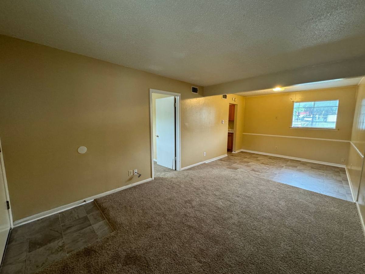 Apartment for rent at 302 Wolf St, Killeen, TX 76541