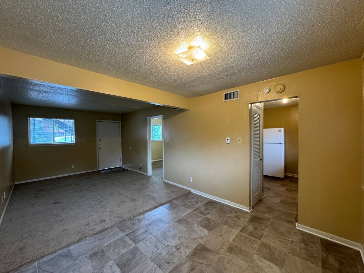 Apartment for rent at 302 Wolf St, Killeen, TX 76541