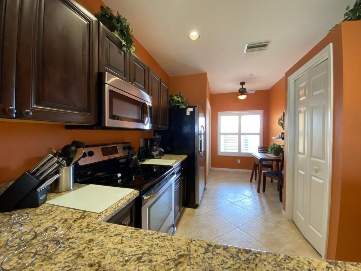 Apartment for rent at 230 Vintage Circle, Naples, FL 34119