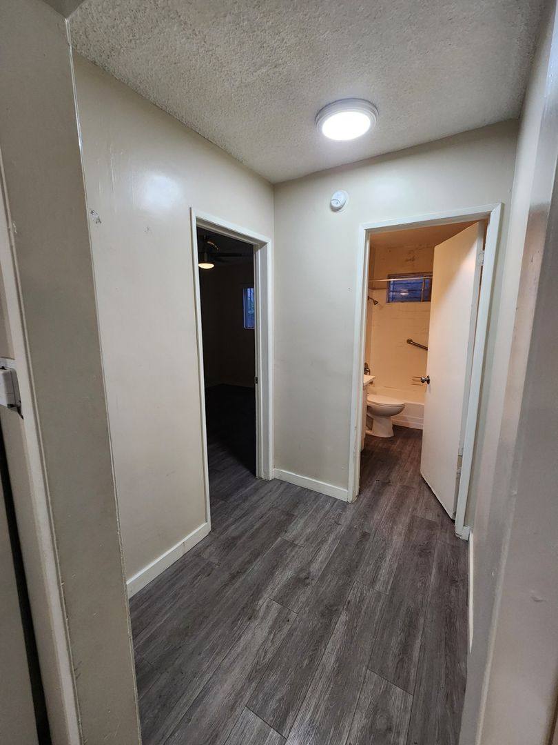Apartment for rent at 2619 - 2631 Brighton Ave, Los Angeles, CA 90018