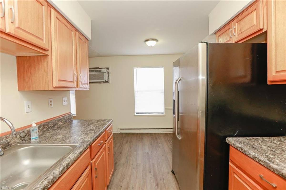 Apartment for rent at 201 W 34th St, Norfolk, VA 23504