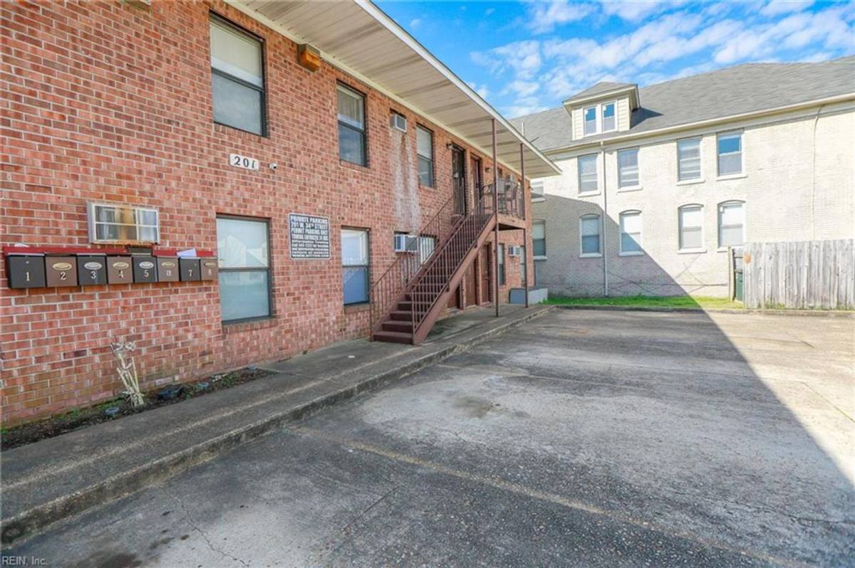 Apartment for rent at 201 W 34th St, Norfolk, VA 23504