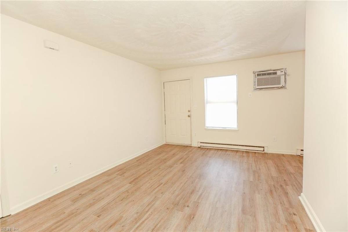 Apartment for rent at 201 W 34th St, Norfolk, VA 23504