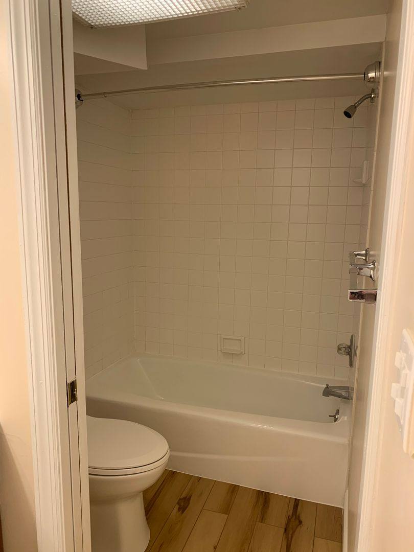 Apartment for rent at 424 Waupelani Dr, State College, PA 16801