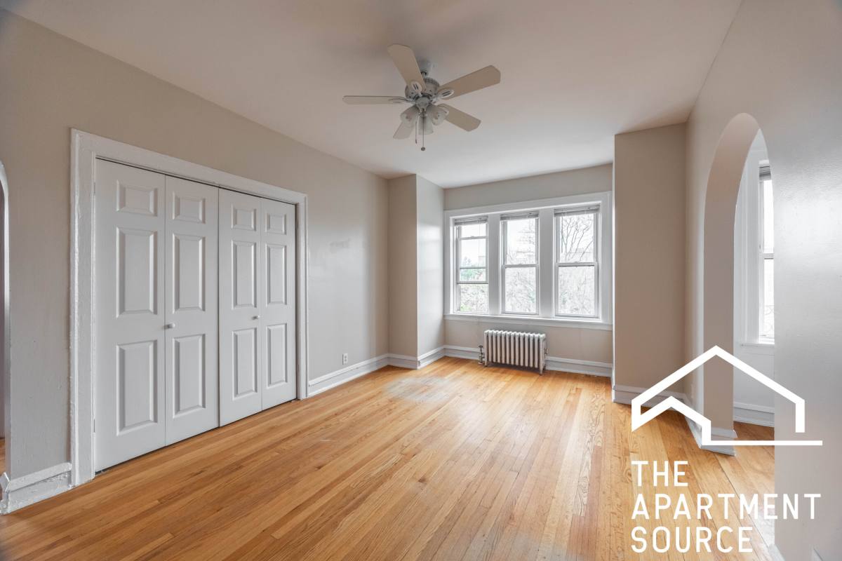 Apartment for rent at 1145 W Morse Ave #301, Chicago, IL 60626