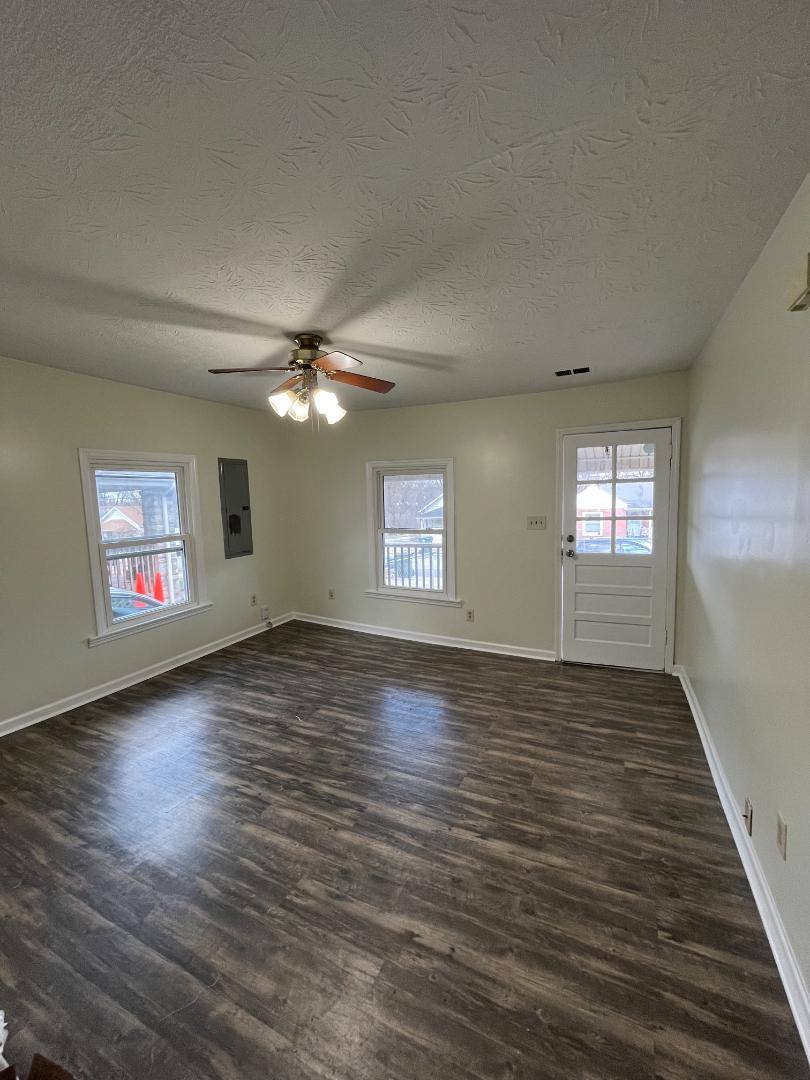 House for rent at 450 Shawnee Ave, Lexington, KY 40505