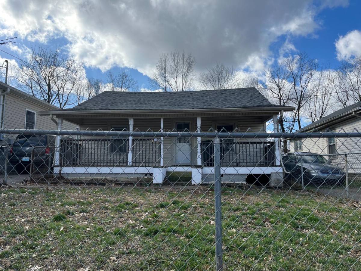 House for rent at 450 Shawnee Ave, Lexington, KY 40505